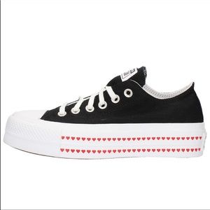 NEW IN BOX Converse Women's Love platforms